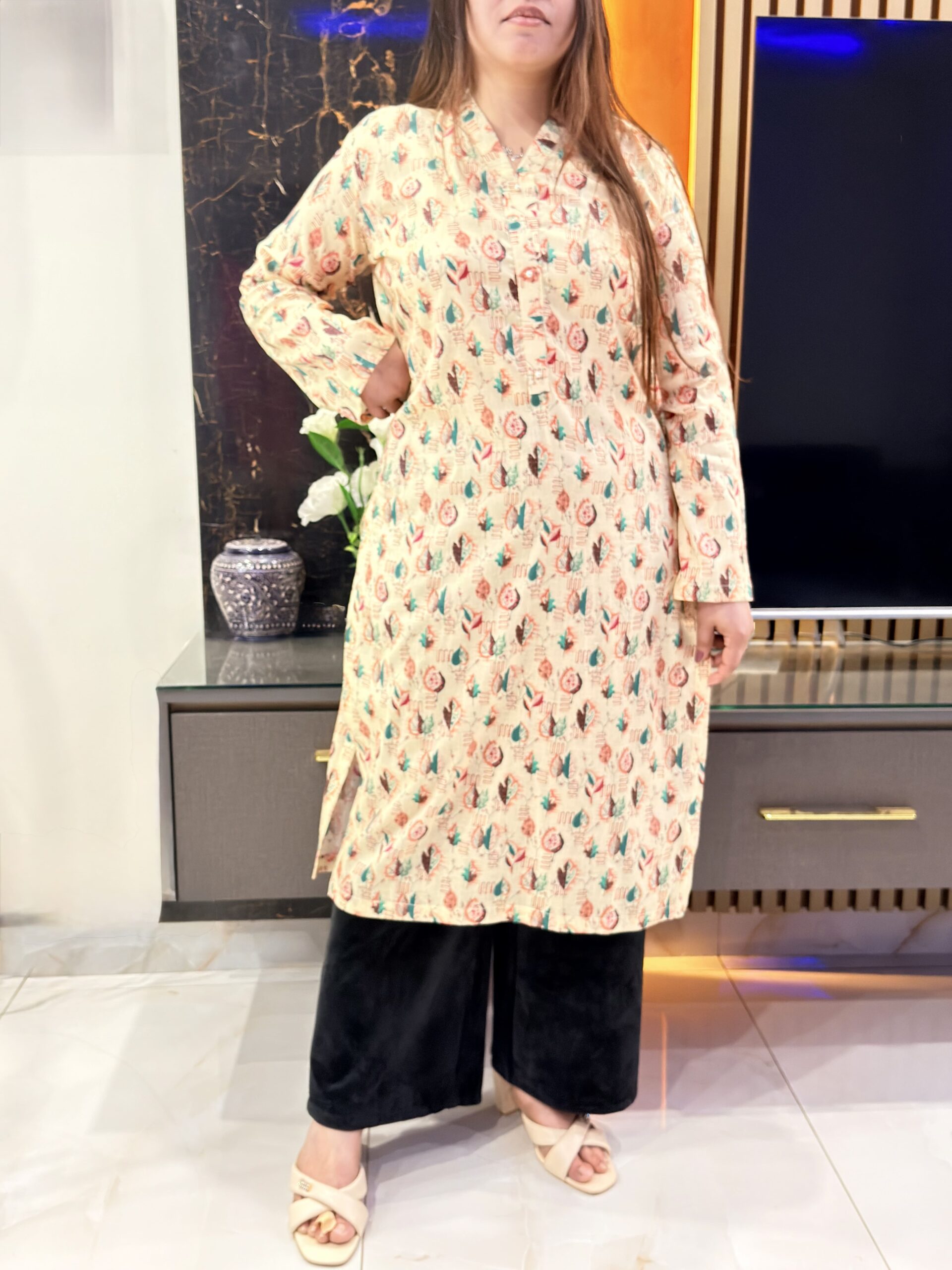 Ivory Leaf Grace Printed Kurti - Image 4