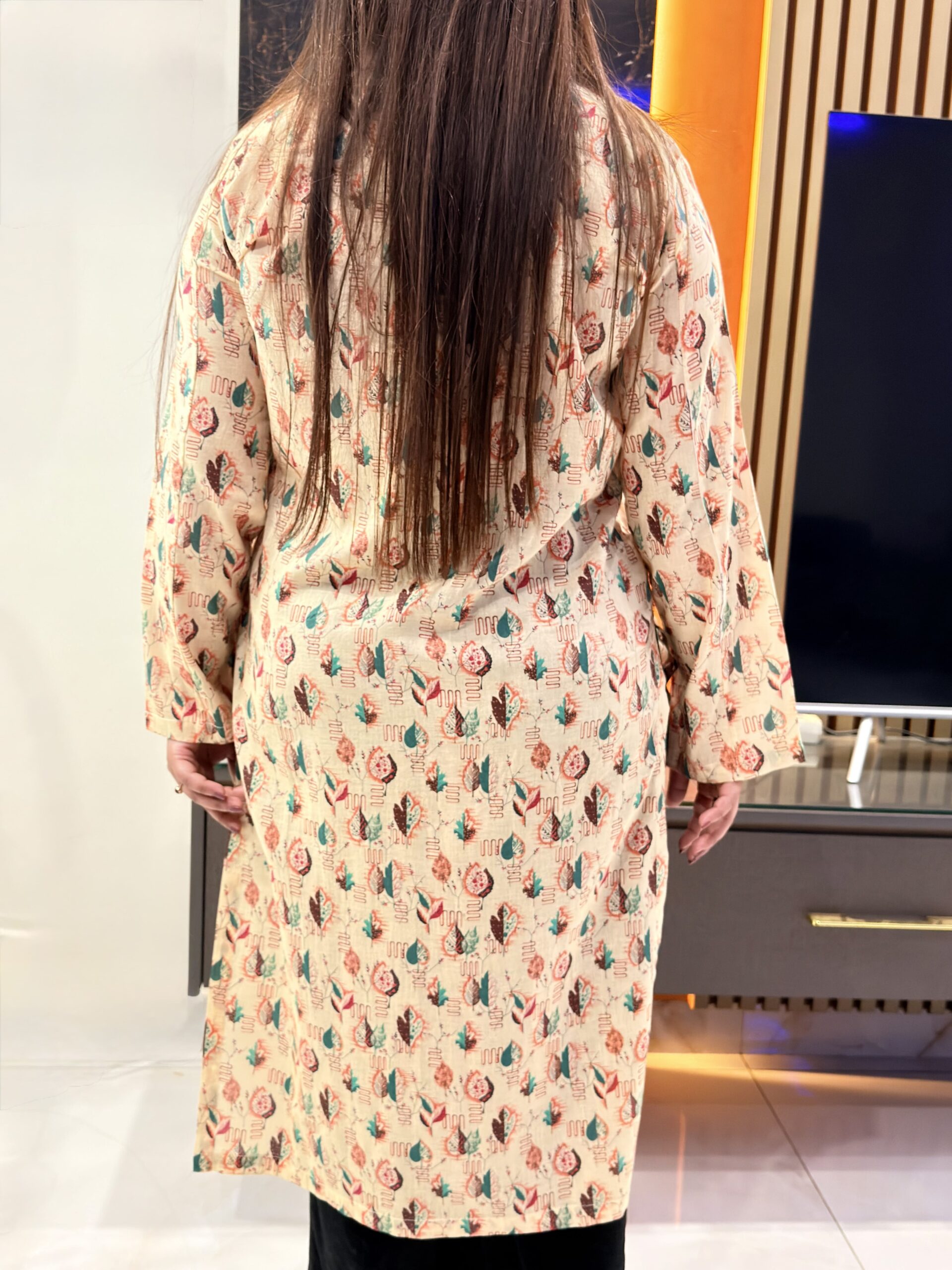 Ivory Leaf Grace Printed Kurti - Image 6