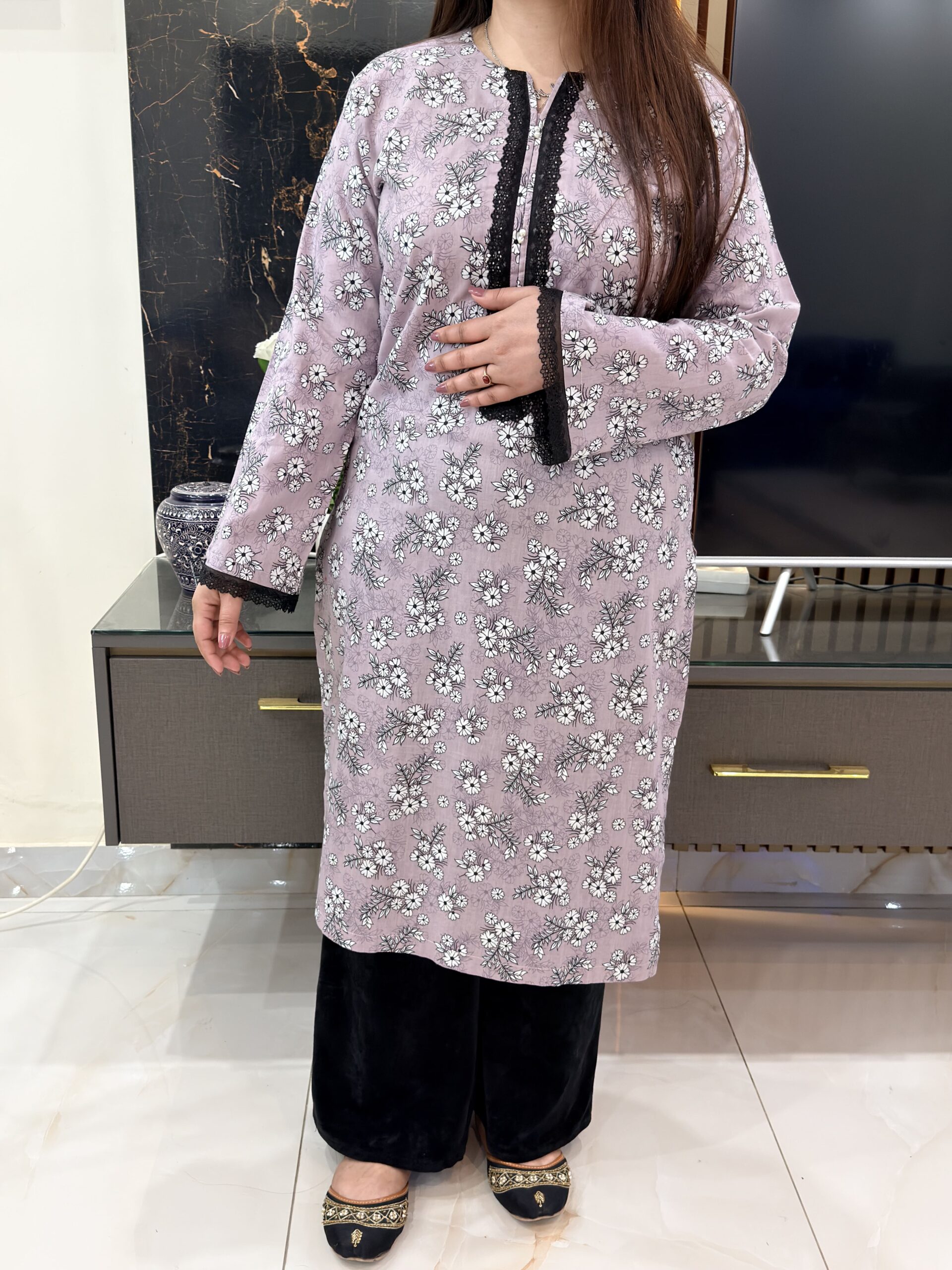 Lavender Bloom Elegance Kurti