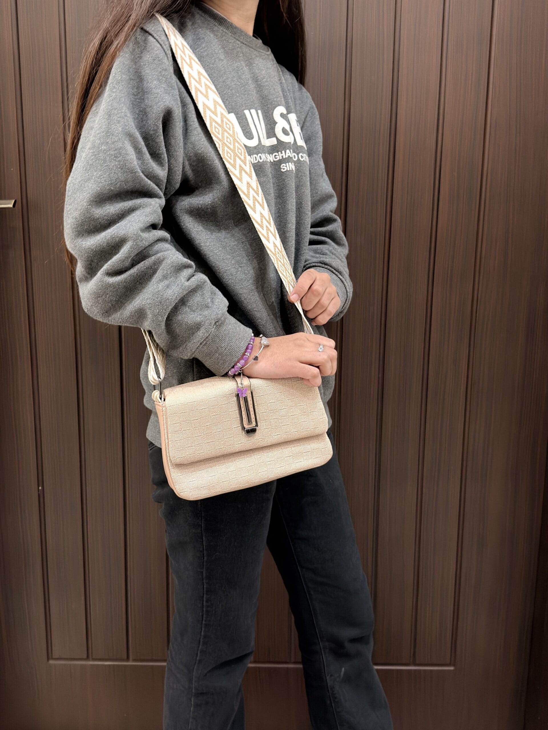 Luna Weave Crossbody Bag - Beige Elegance - Image 4