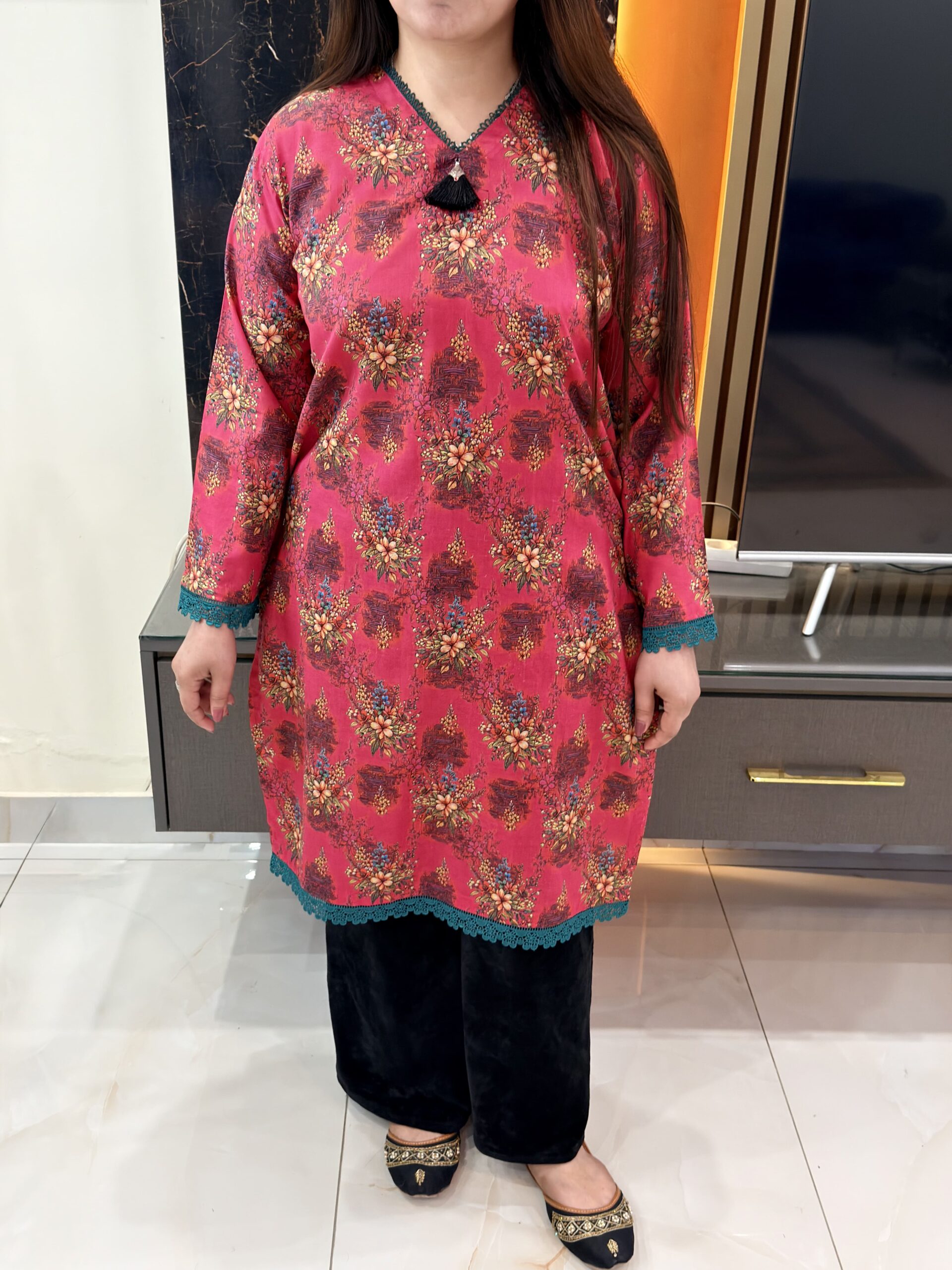 Riwaayat Pink Bloom Kurti - Image 5