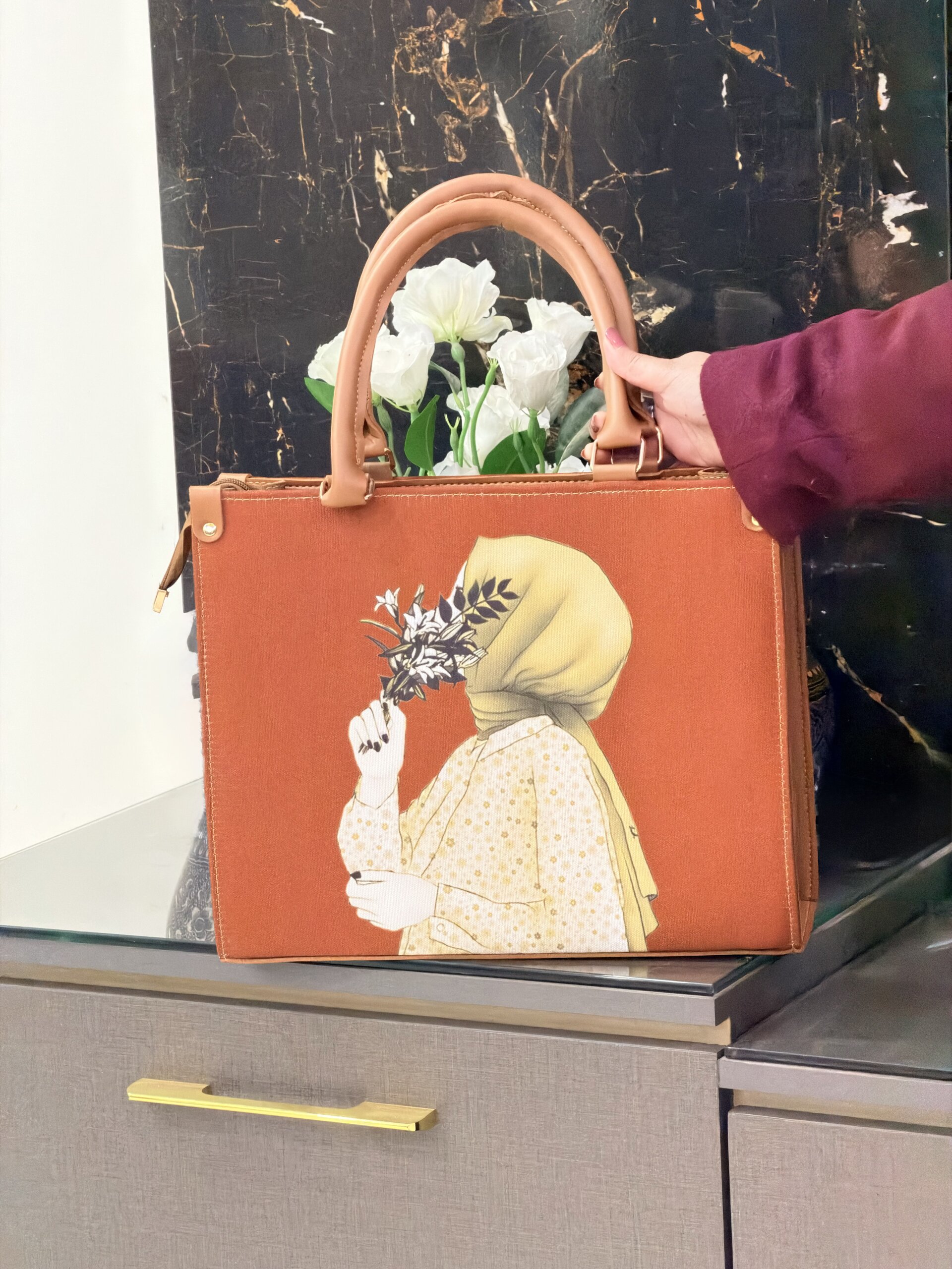 Scarlet Muse Art Tote - Image 15